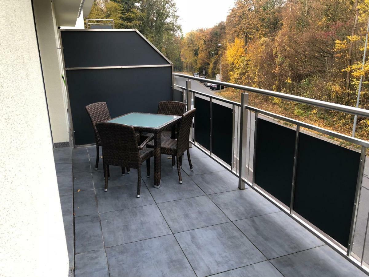 Appartement Im Herzen Von Leimen Bagian luar foto